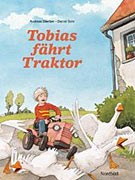 Tobias fährt Traktor